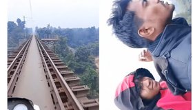 Viral Video: ರೀಲ್‍ಗಾಗಿ ರೈಲ್ವೆ ಸೇತುವೆಯ ಮೇಲೆ ಟ್ರಿಪಲ್ ರೈಡ್ ಮಾಡಿದ ಯುವಕ; ನೆಟ್ಟಿಗರು ಕಿಡಿ!