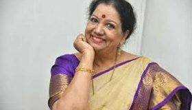 Girija Lokesh Birthday: ಕಿರುತೆರೆಯಲ್ಲಿ ಹವಾ ಮೂಡಿಸುತ್ತಿರುವ ಗಿರಿಜಮ್ಮ ರಂಗಭೂಮಿ ಕಲಾವಿದೆಯಾಗಿ, ನಟಿಯಾಗಿ ನಡೆದು ಬಂದ ಹಾದಿ ಇದು!