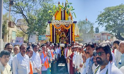 ಹುಣ್ಣಿಮೆ ಆಂಗವಾಗಿ ಶ್ರೀ ಲಕ್ಷ್ಮೀವೆಂಕಟರಮಣ ಸ್ವಾಮಿಯ ಬ್ರಹ್ಮರಥೋತ್ಸವ