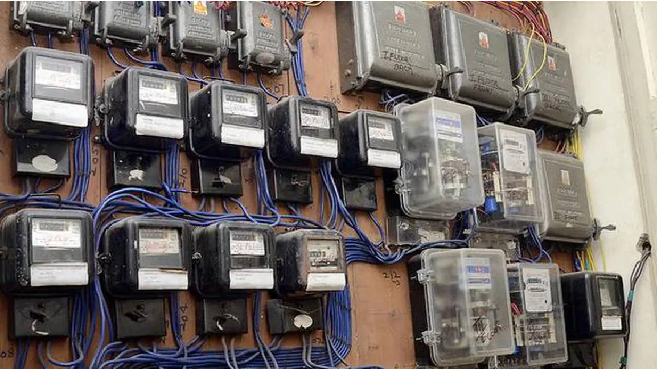Electricity Price Hike: ವಿದ್ಯುತ್ ಗ್ರಾಹಕರಿಗೆ ಶಾಕ್‌, ಕೆಇಆರ್‌ಸಿಯಿಂದ ದರ ಏರಿಕೆ