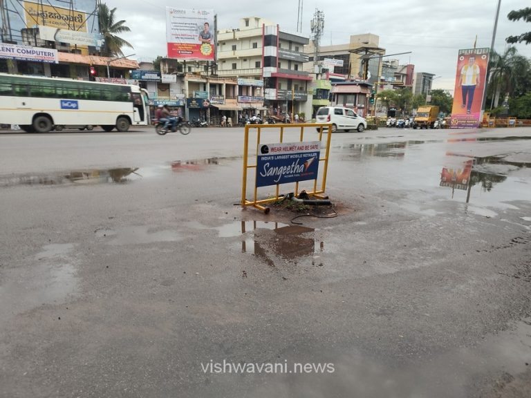 ಬೀಳುವ ಹಂತದಲ್ಲಿದ್ದ ಕಂಬ ತೆರವು